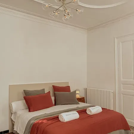 Maison Sarava Collection