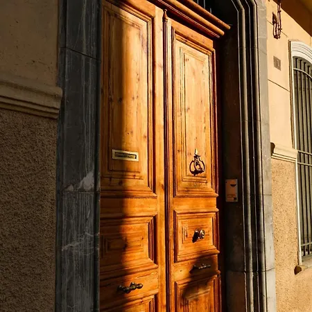 Maison Sarava Collection *